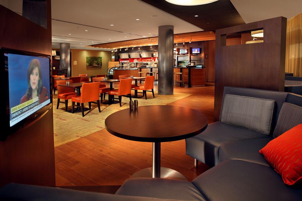 Hotel Courtyard By Marriott